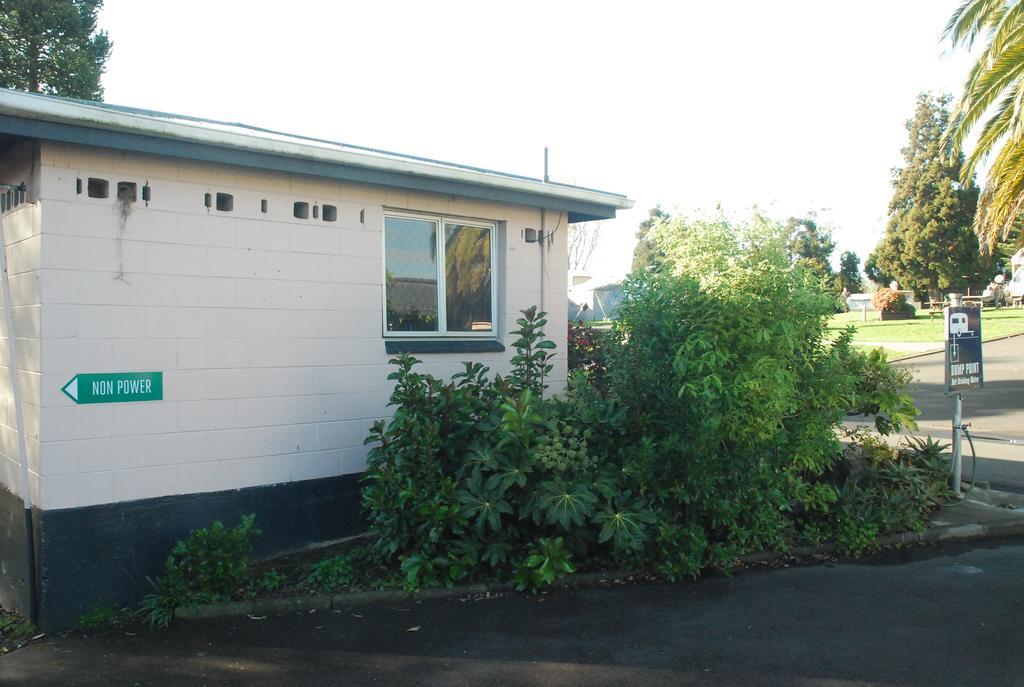 Avondale Motor Park Auckland Exterior foto